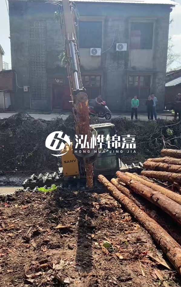 南昌河道清淤專業(yè)施工-履帶式挖機清理河道更方便嗎？